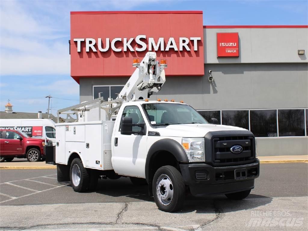 Ford F450 Camions et véhicules municipaux