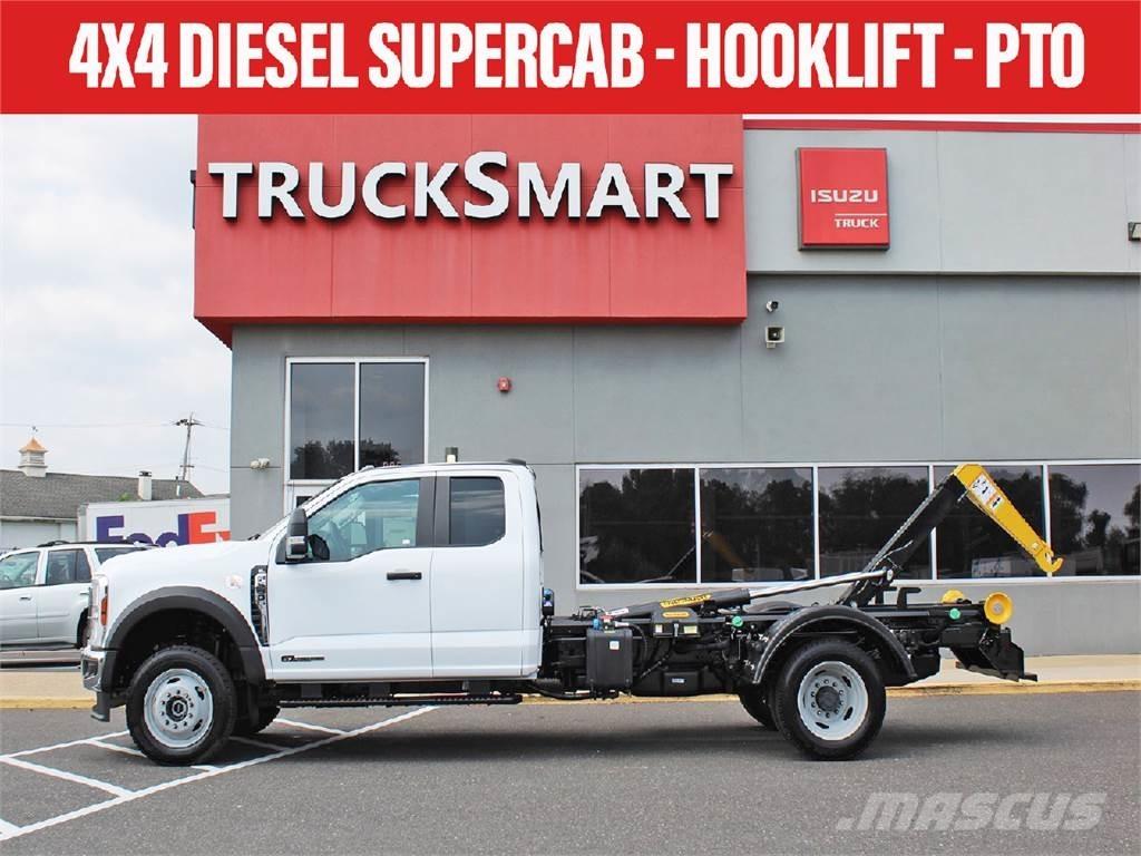 Ford F550 Camion ampliroll