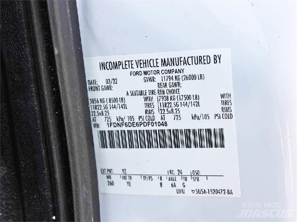 Ford F650 Camion plateau