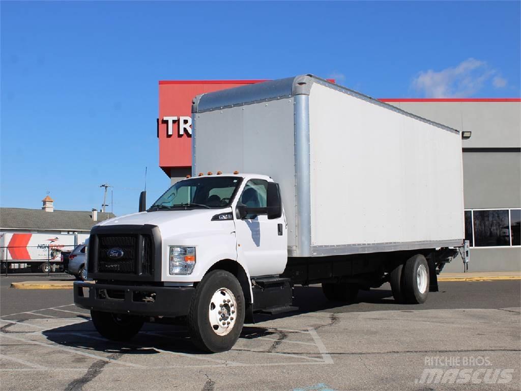 Ford F650 Camion Fourgon