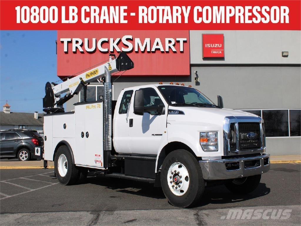 Ford F750 Camions et véhicules municipaux