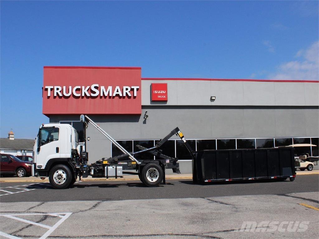 Isuzu FTR Camion benne