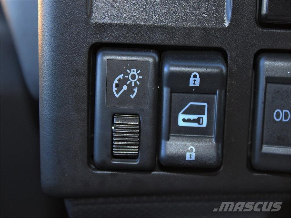 Isuzu NPR-HD Camion benne
