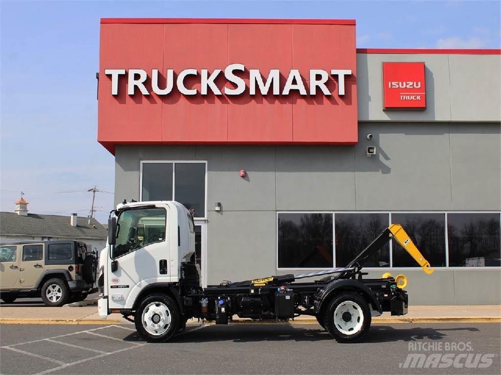 Isuzu NRR Camion benne