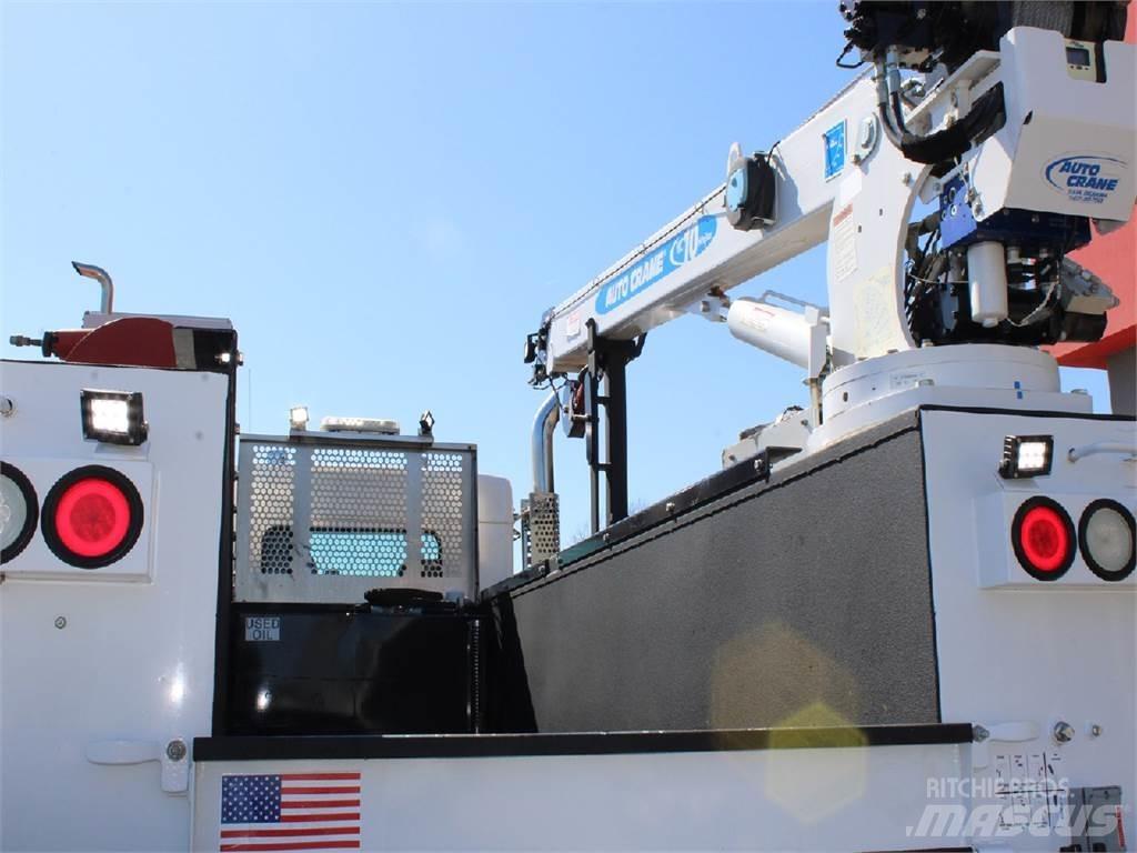 Kenworth T370 Camion plateau ridelle avec grue