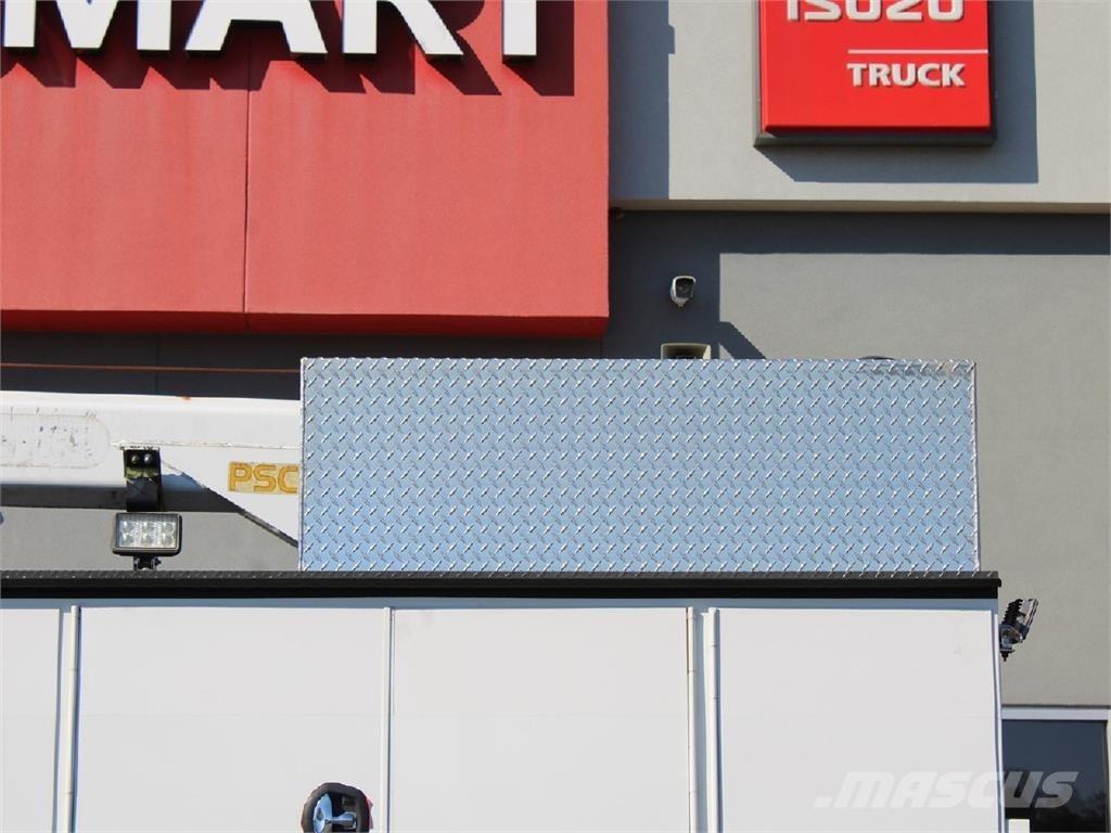 Kenworth T370 Camion plateau ridelle avec grue