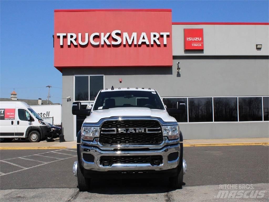 RAM 5500 Camions et véhicules municipaux
