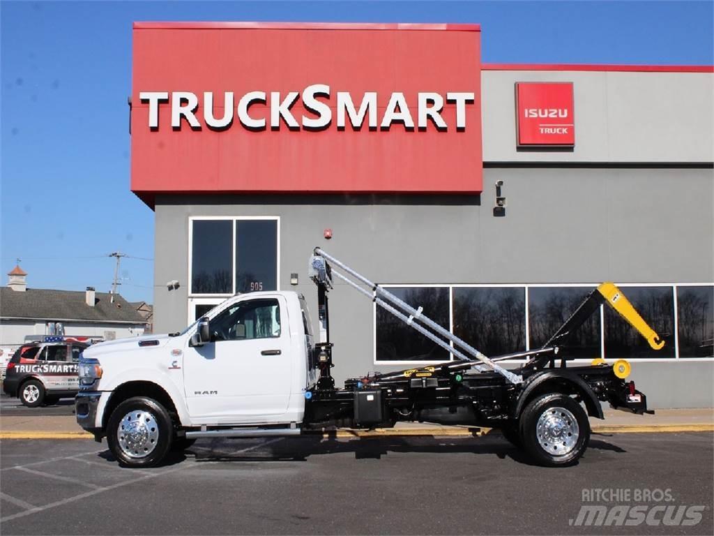 RAM 5500 Camion benne