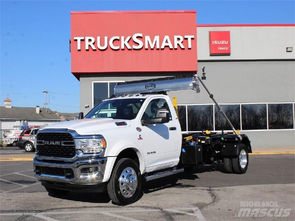 RAM 5500 Camion benne