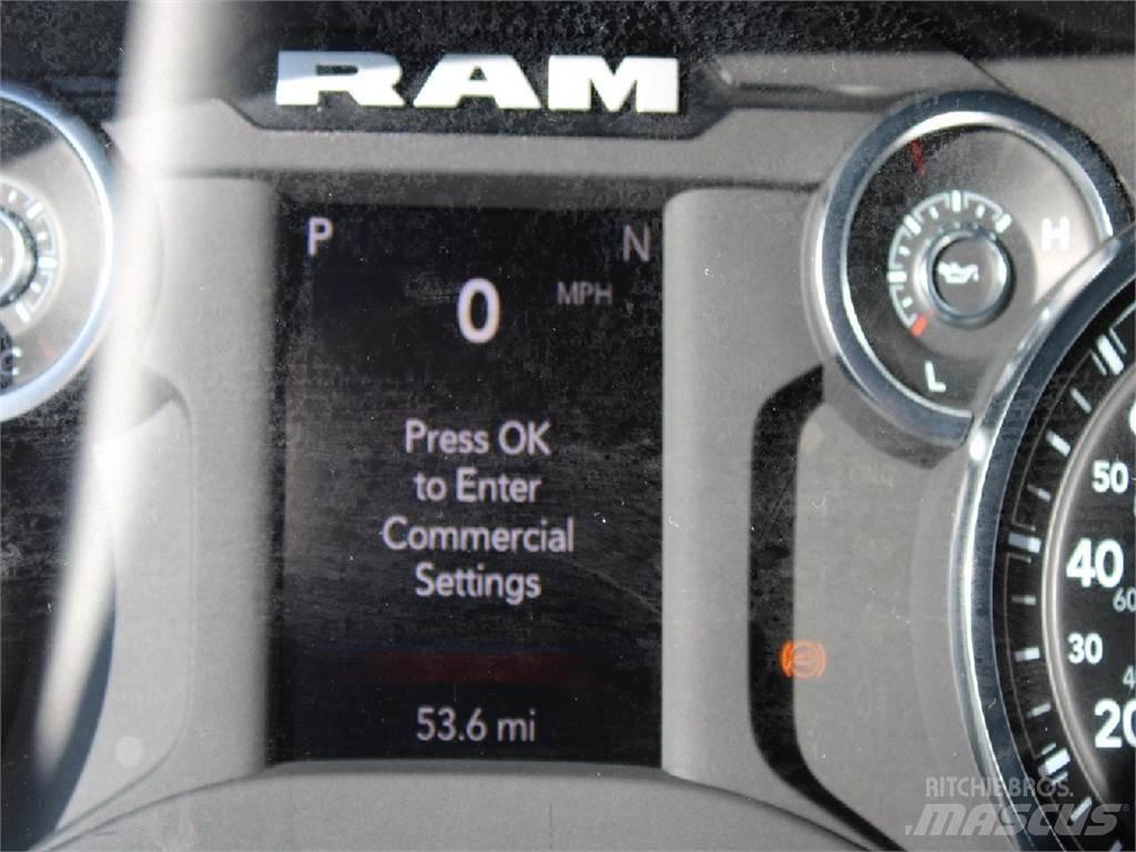 RAM 5500 Camion benne