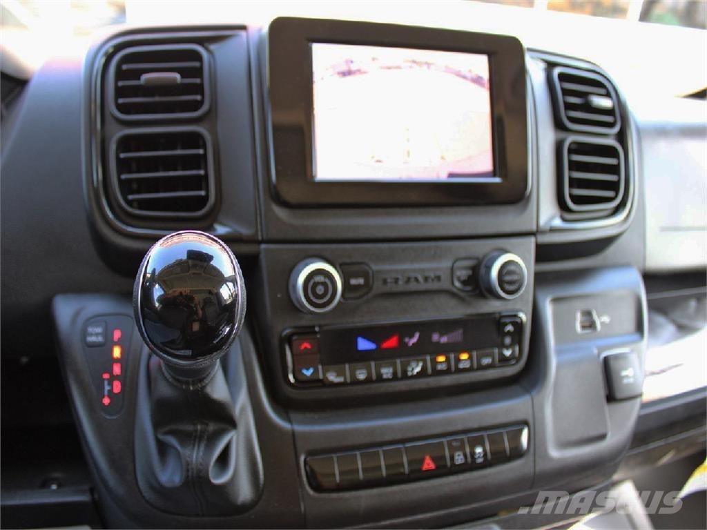 RAM PROMASTER Camion nacelle