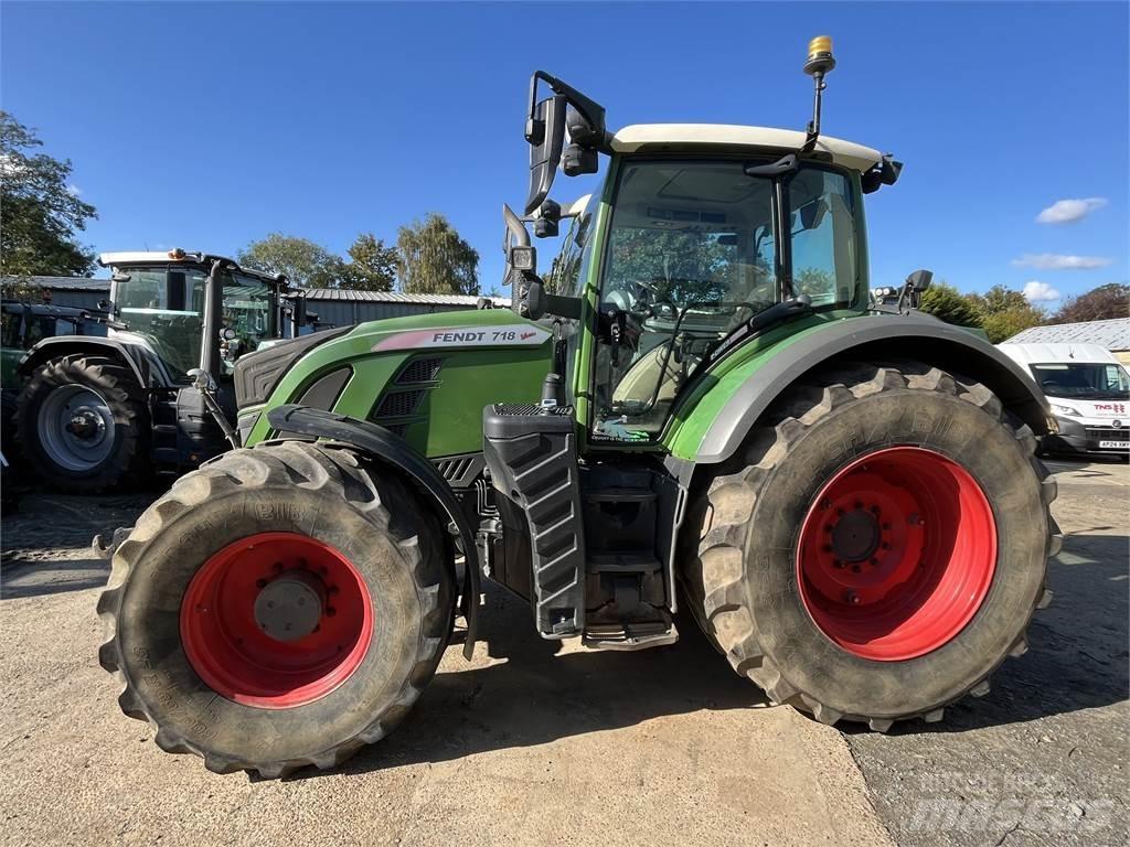 Fendt 718 Tracteur