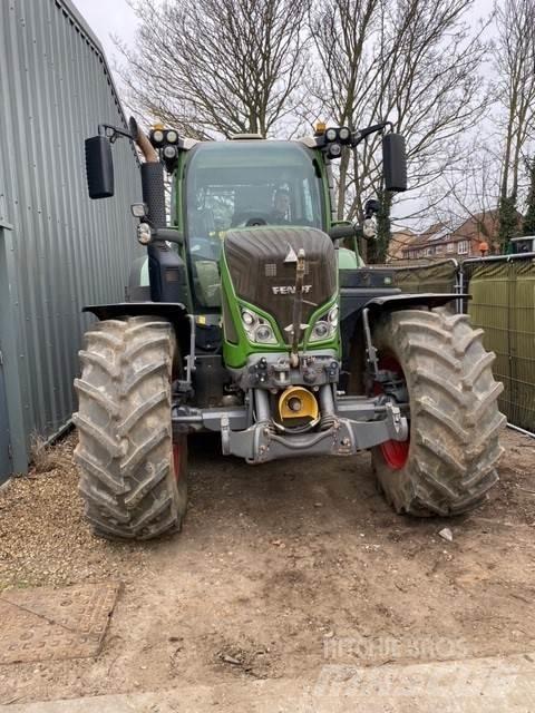 Fendt 724 DEMO Tracteur