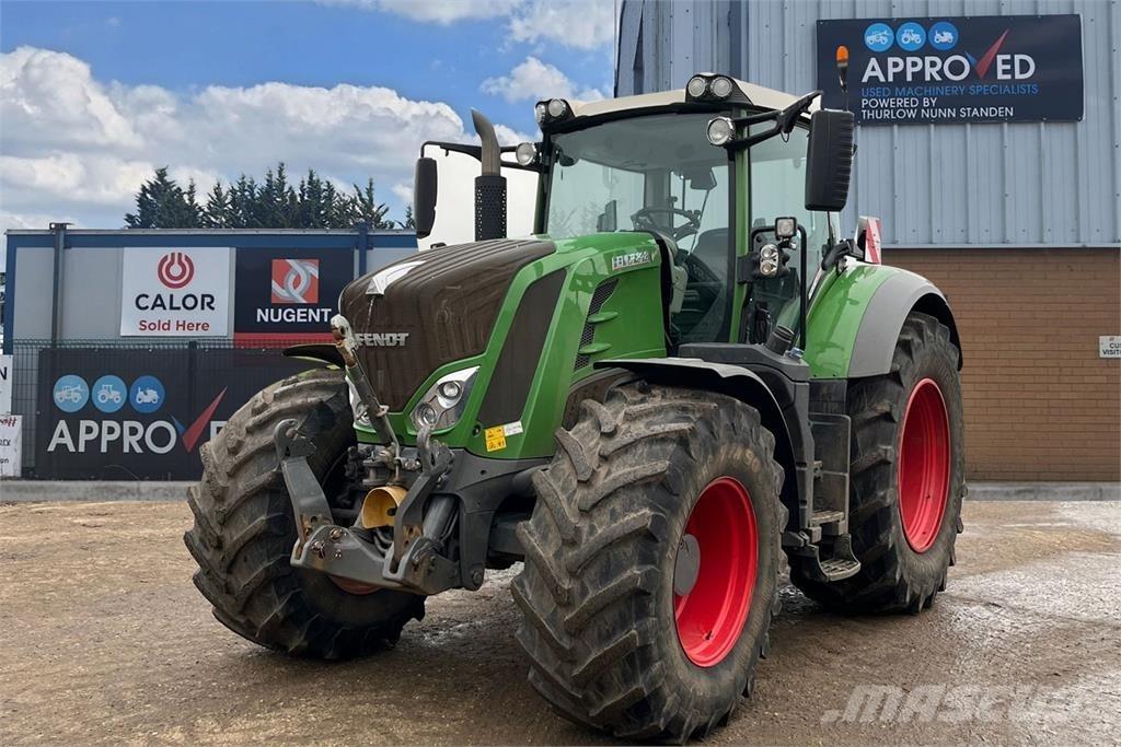 Fendt 828 VARIO Tracteur