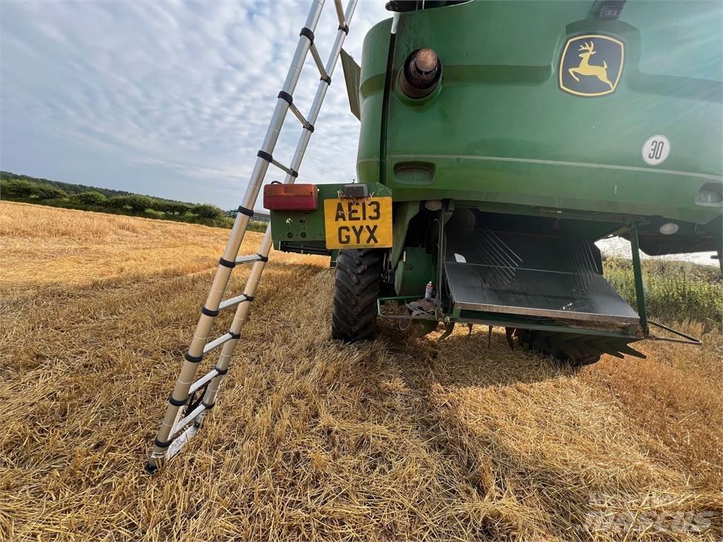 John Deere S685I Moissonneuse batteuse