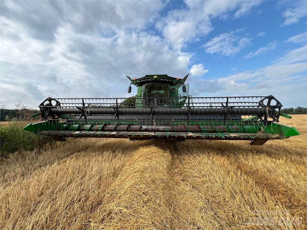 John Deere S685I Moissonneuse batteuse