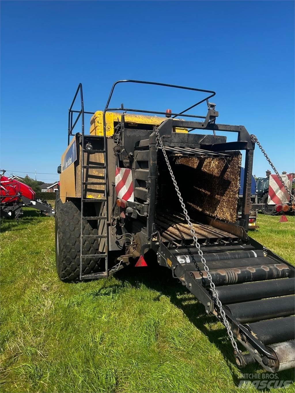 New Holland BB9090 Presse cubique