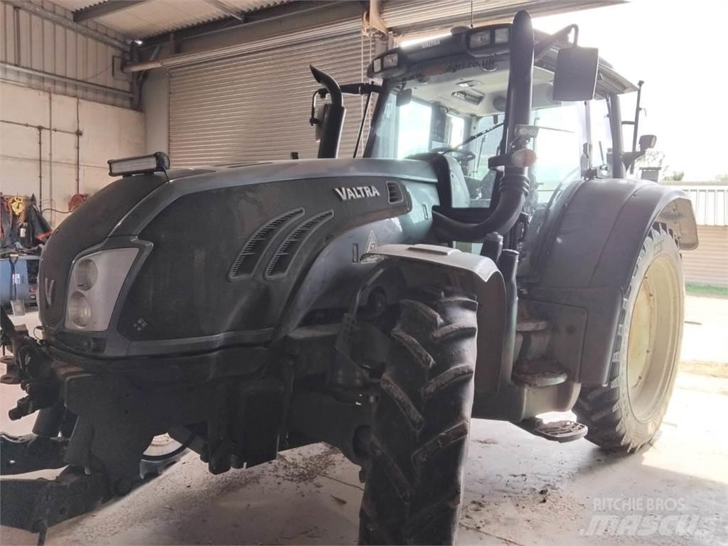 Valtra T183V Tracteur