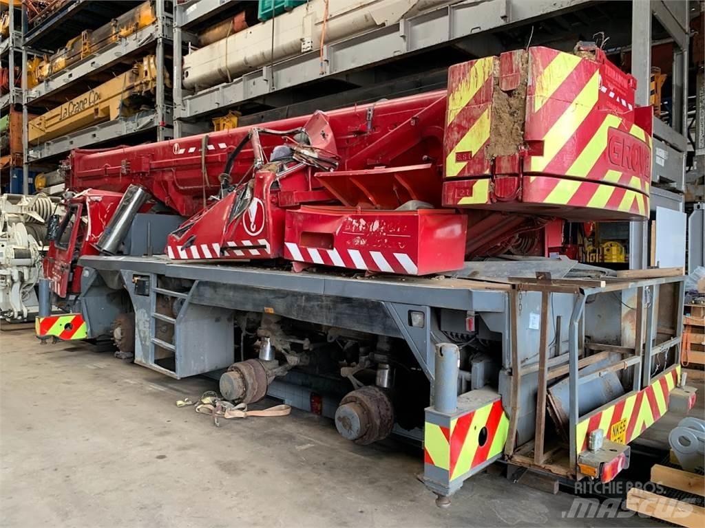 Grove GMK 3055 Grues tout terrain