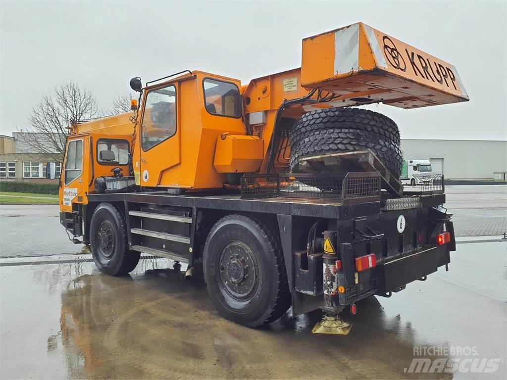 Krupp 25 GMT/AT Grues tout terrain