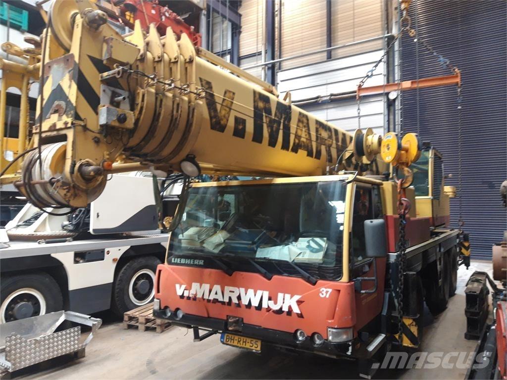Liebherr LTM 1060-2 Grues tout terrain