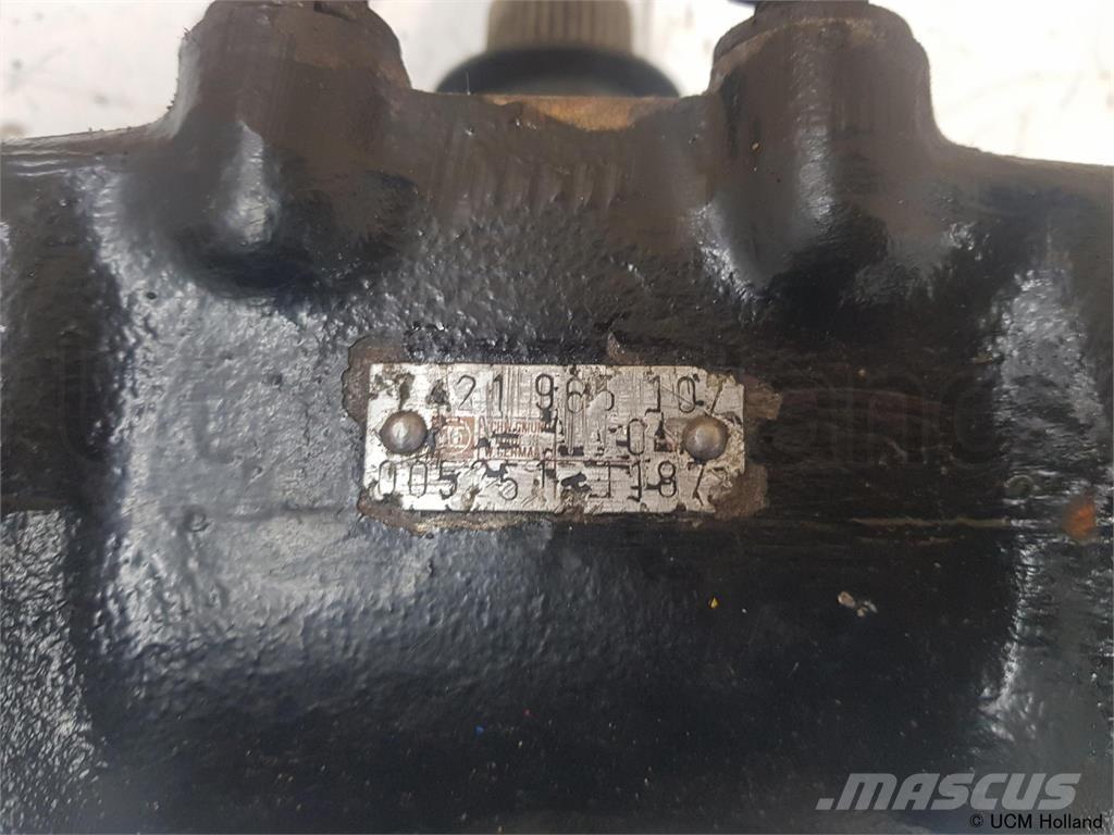 P&H S35 steering box Accessoires et pièces pour grue