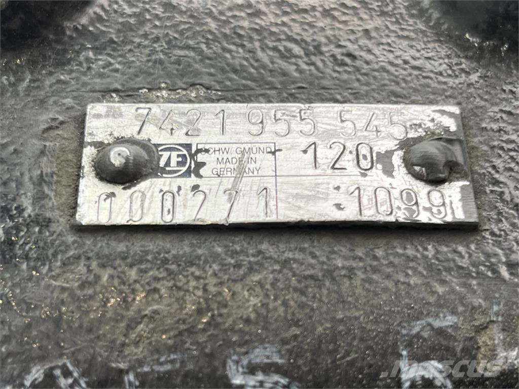  Steering box Accessoires et pièces pour grue