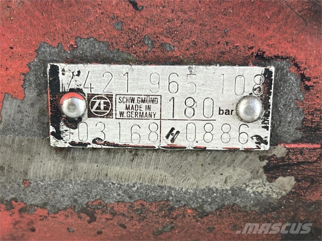  Steering box 180bar Accessoires et pièces pour grue