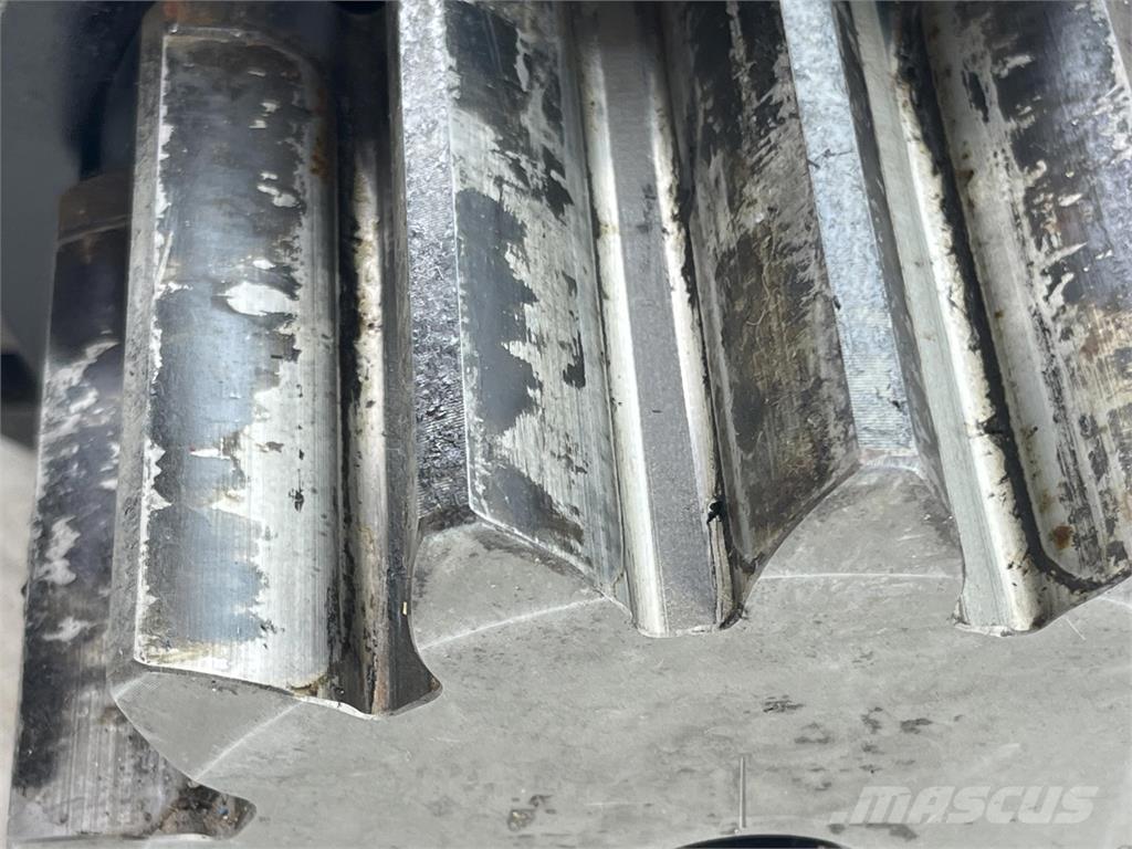 Terex slew gear Accessoires et pièces pour grue