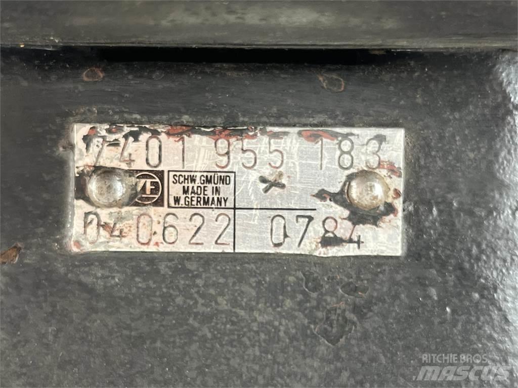 ZF Steering Box Accessoires et pièces pour grue