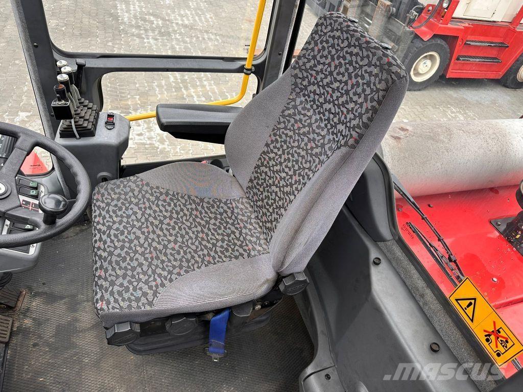 Kalmar DCD250-12LB Chariots diesel