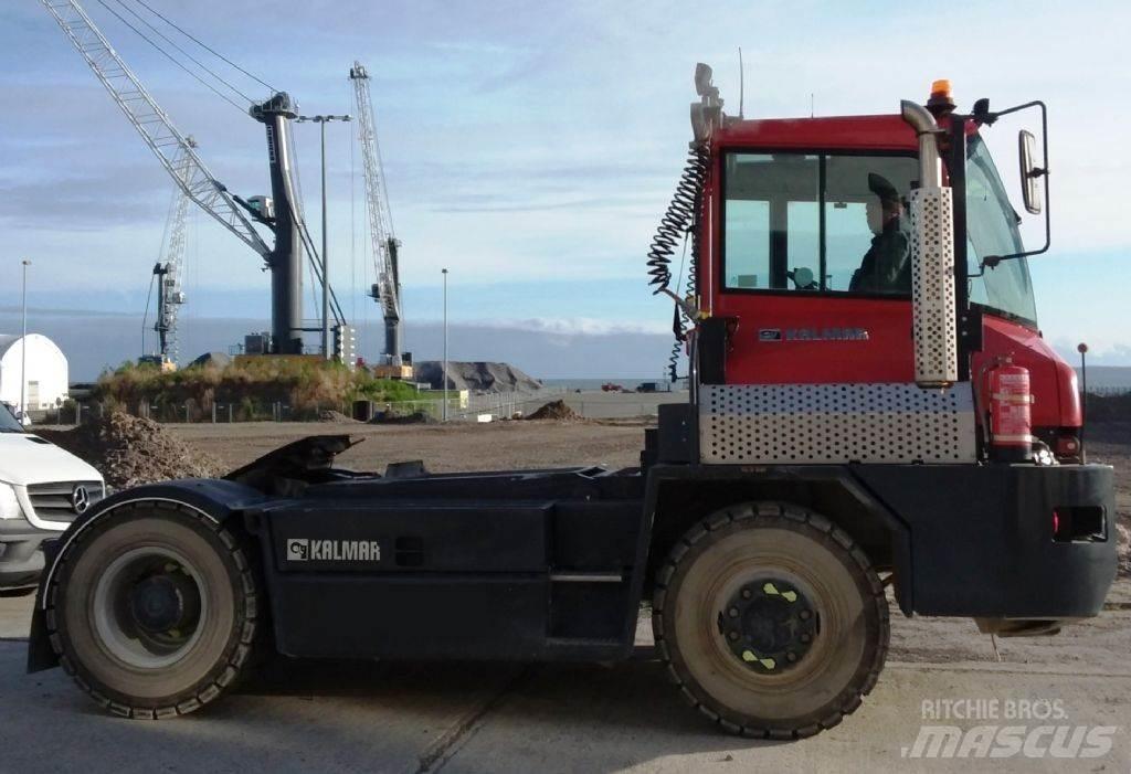 Kalmar TR618 Tracteur de manœuvre