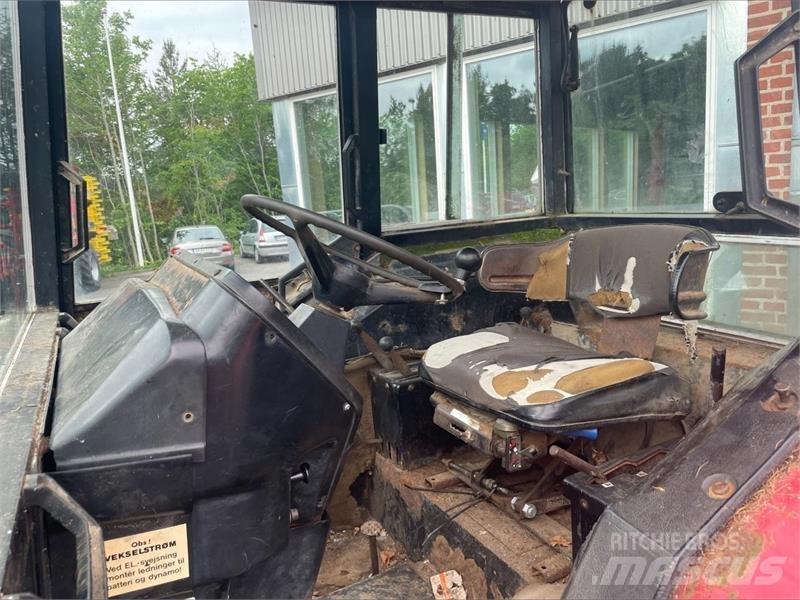 IH 784 Tracteur