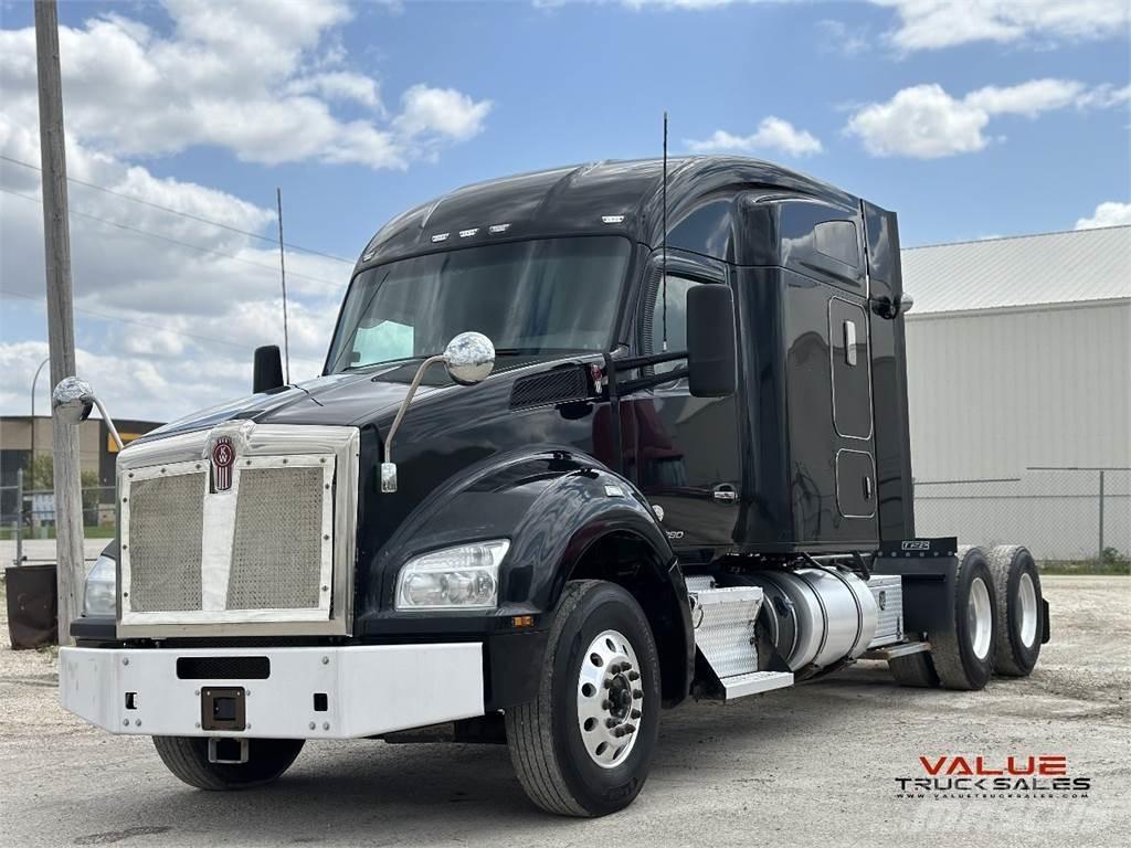 Kenworth T880 Tracteur routier