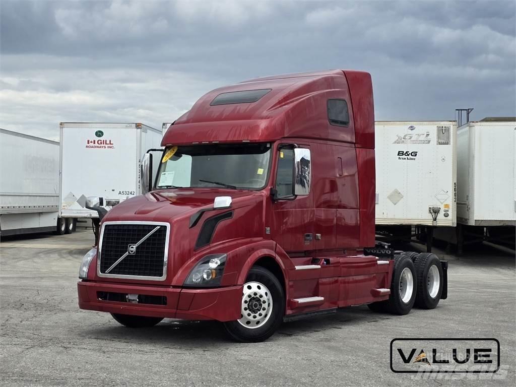 Volvo VNL670 Tracteur routier