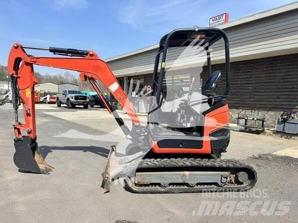Kubota U27-4 Mini pelle < 7t