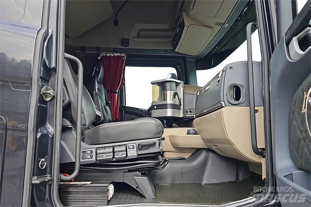 Scania R580 Camion Fourgon