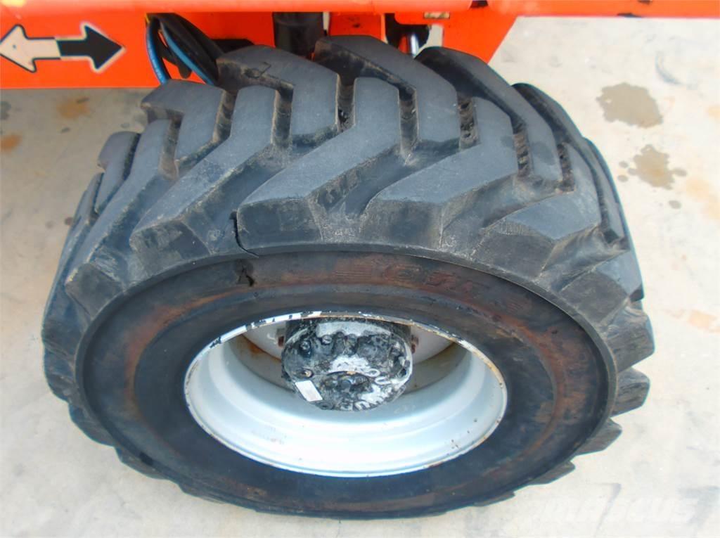JLG 460SJ Nacelles télescopiques