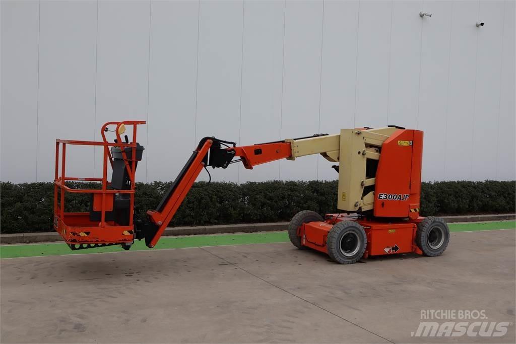 JLG E300AJP Nacelles articulées