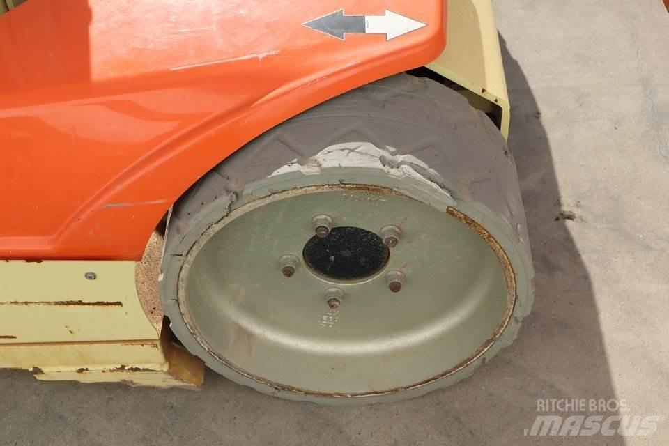 JLG Toucan 12E+ Mât vertical