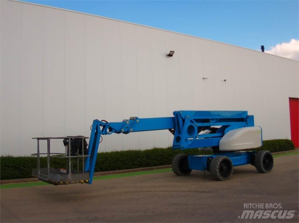 Niftylift HR28 Nacelles articulées