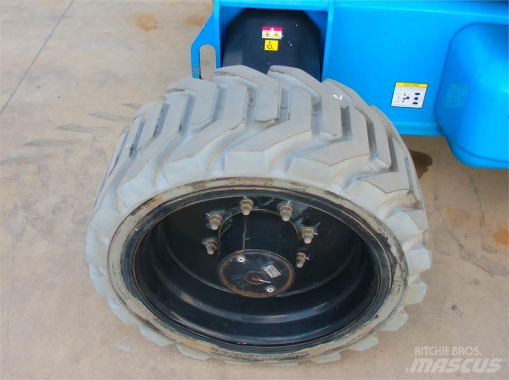 Niftylift HR28 Nacelles articulées
