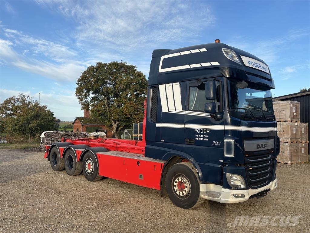 DAF XF 510 FAK 8X2 Camion ampliroll