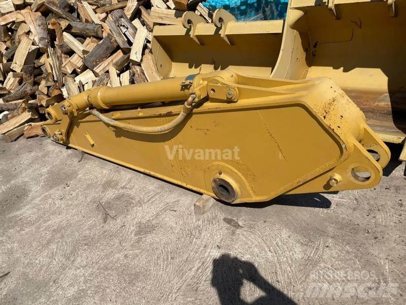 CAT 320 Bras et Godet