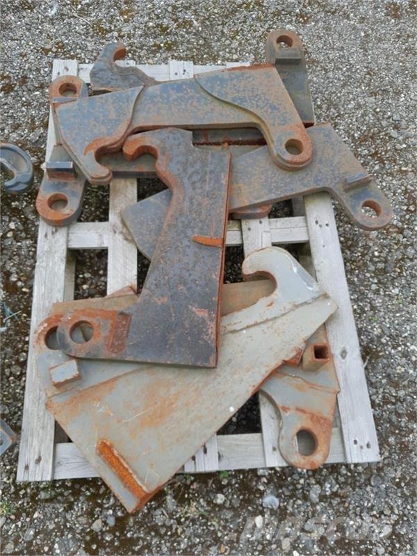  - - - Beslag Accessoires moissonneuse batteuse