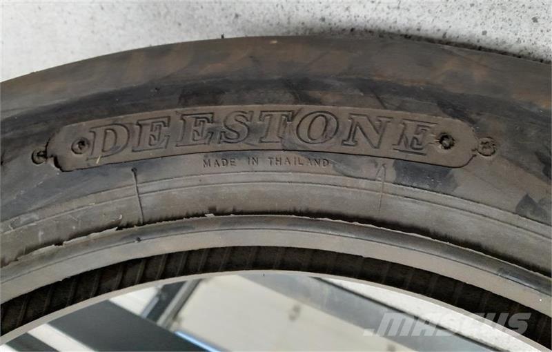 Deestone  Pneus, roues et jantes