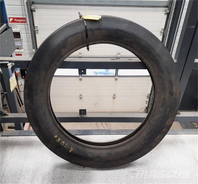 Deestone  Pneus, roues et jantes