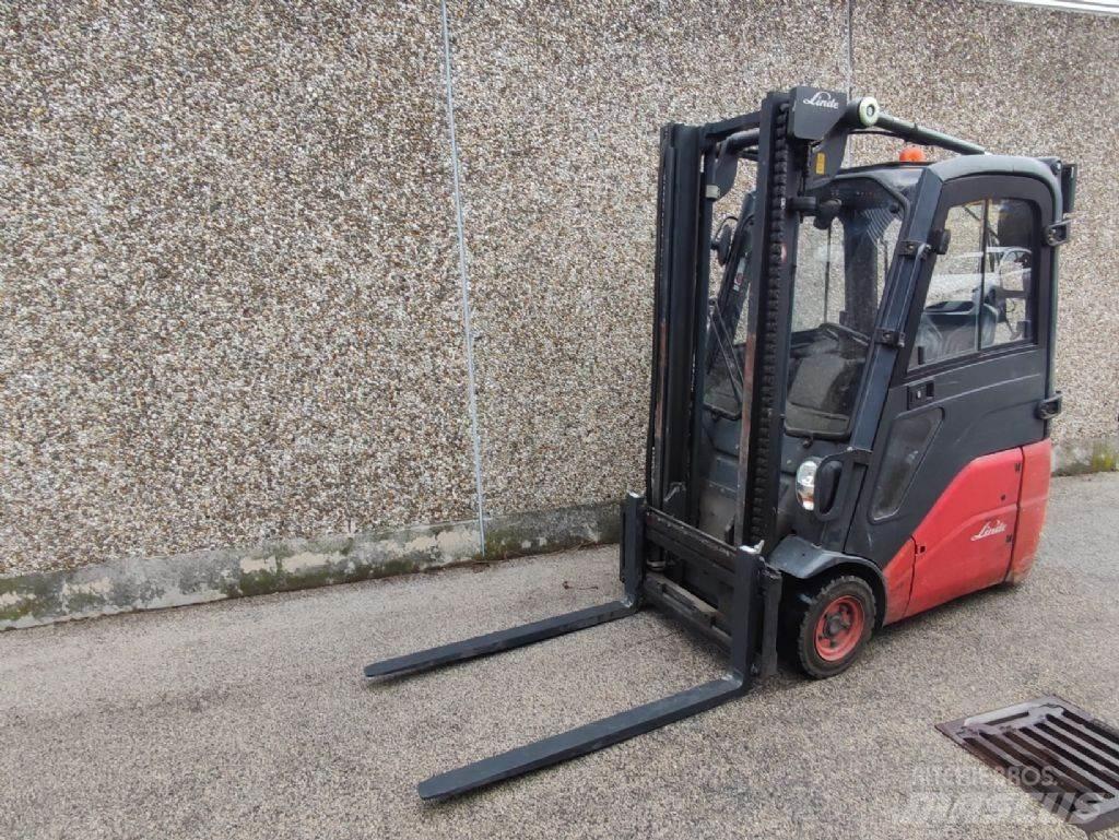 Linde E15-01 Chariots élévateurs électriques