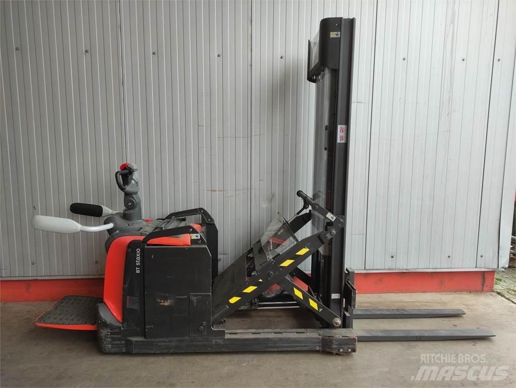 BT SPE120 XR Chariot à mât rétractable