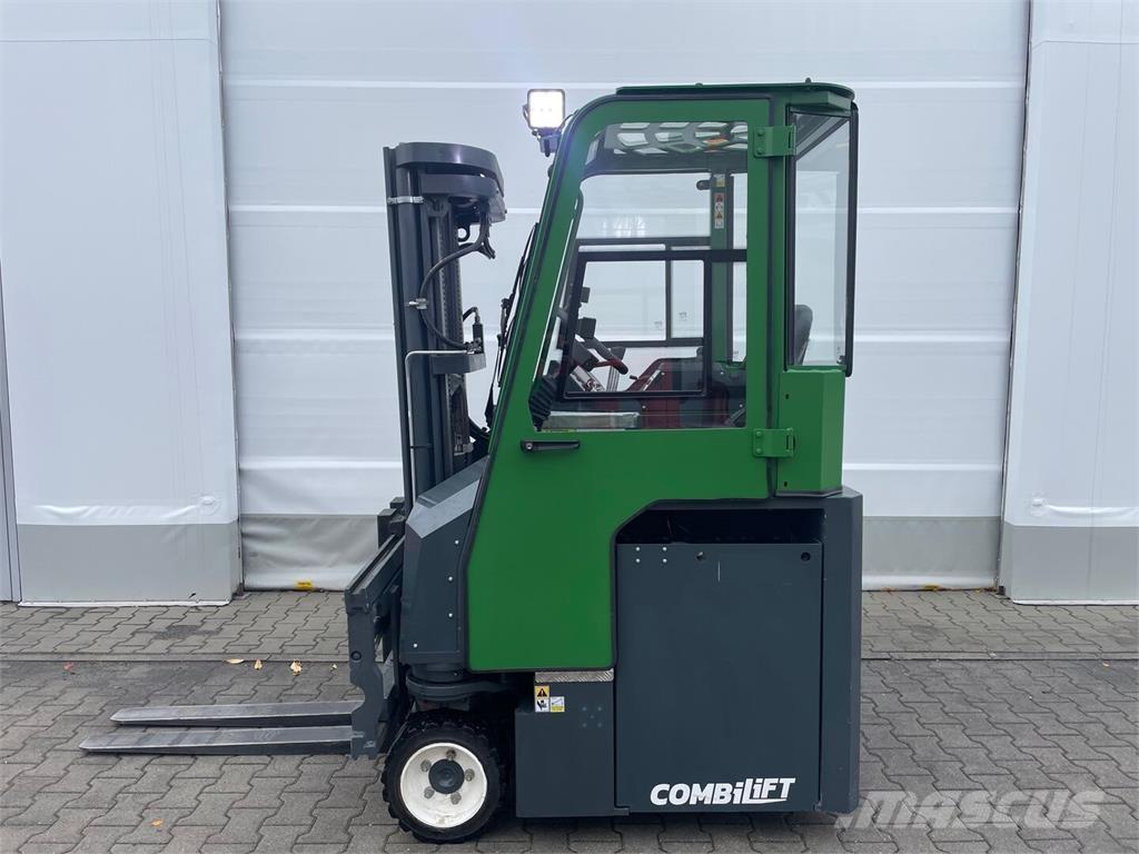 Combilift CBE 2500 Chariot élévateur latéral